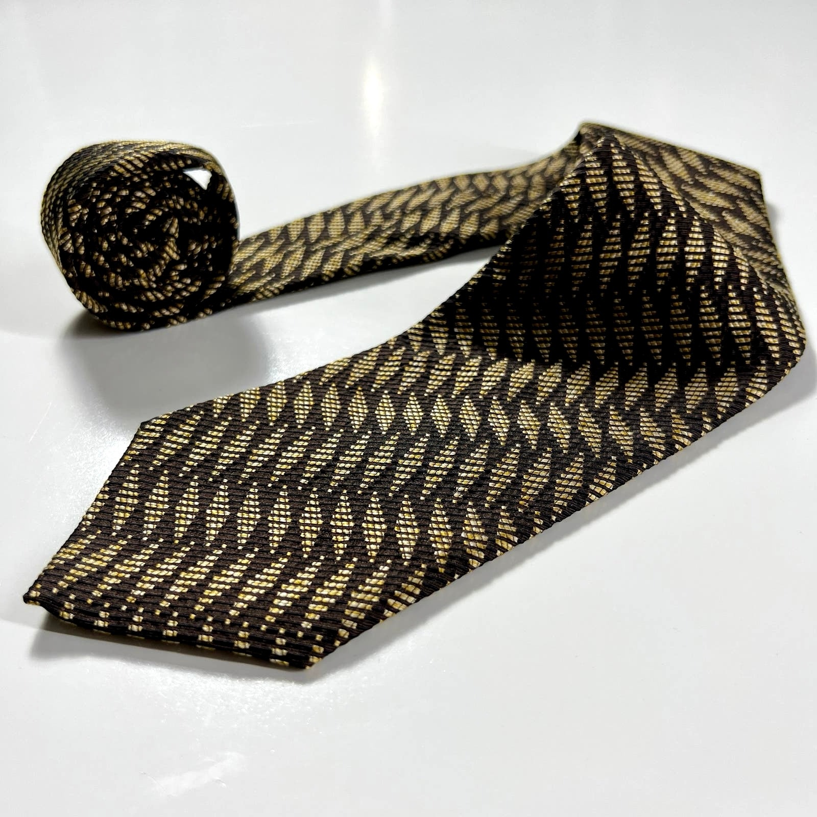 Coach Men's Neck Tie Black Gold Hand Made Italian Silk Geometric Woven Necktie
