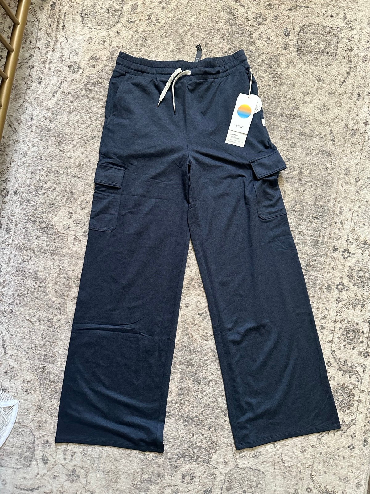 NEW Vuori Pants