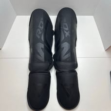 RDX Unisex Shin Guards for MMA Kickboxing Training Instep Leg Size Medium?