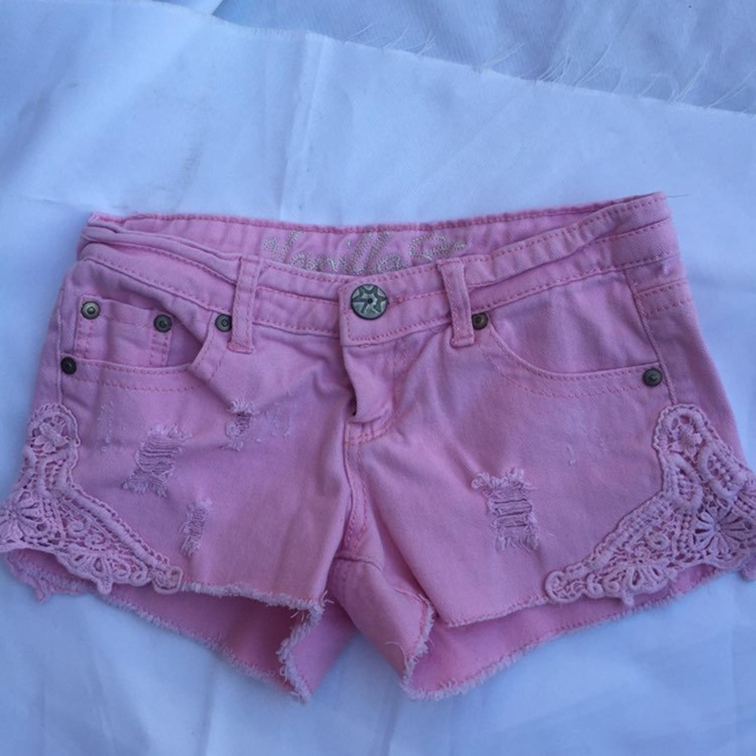 Vanilla Star Pink Distressed Shorts Sz 1