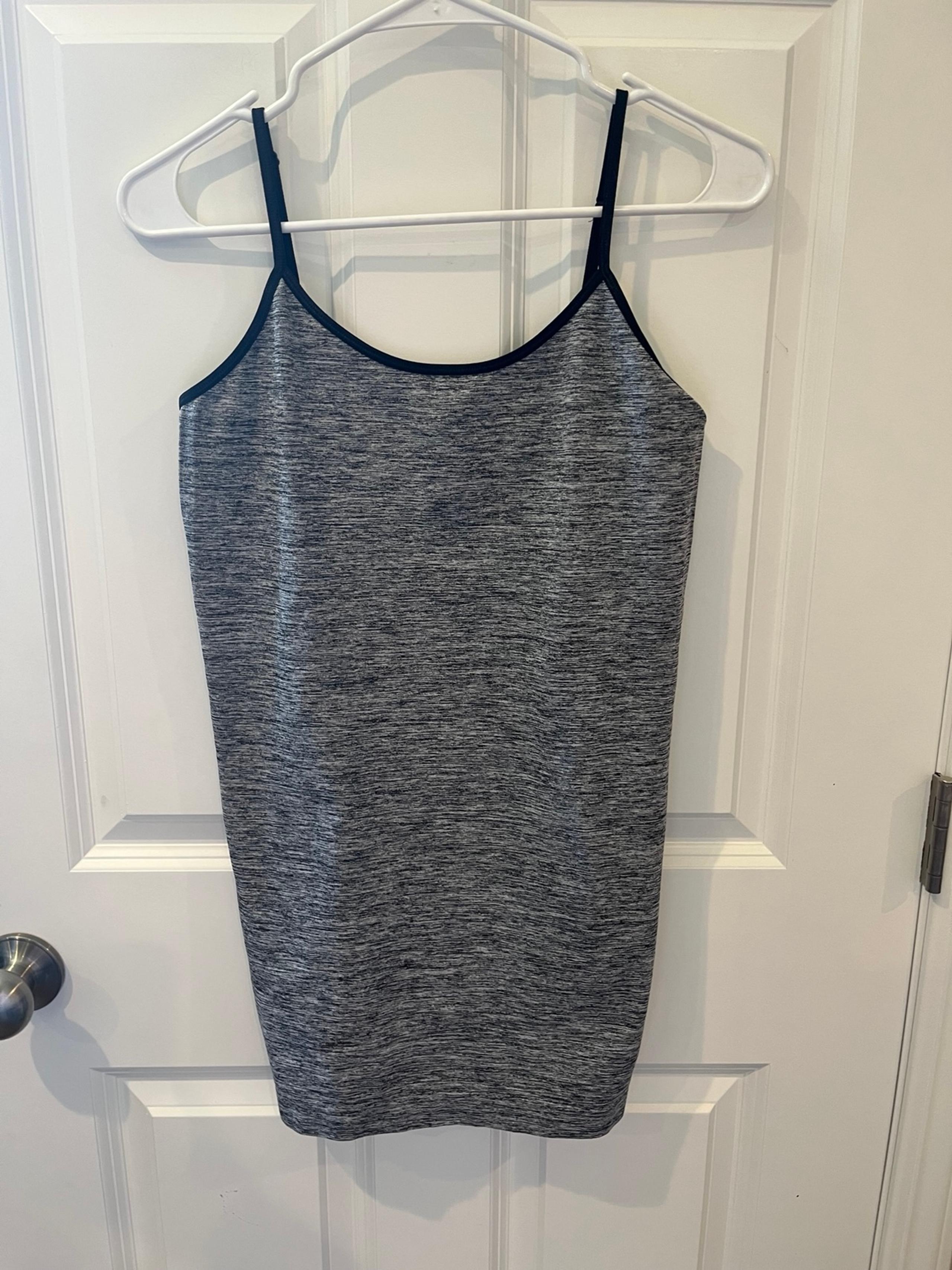 SO Black & Grey Tank Top Size Extra Large