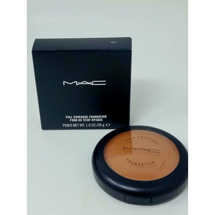 New MAC Full Coverage Foundation NW40