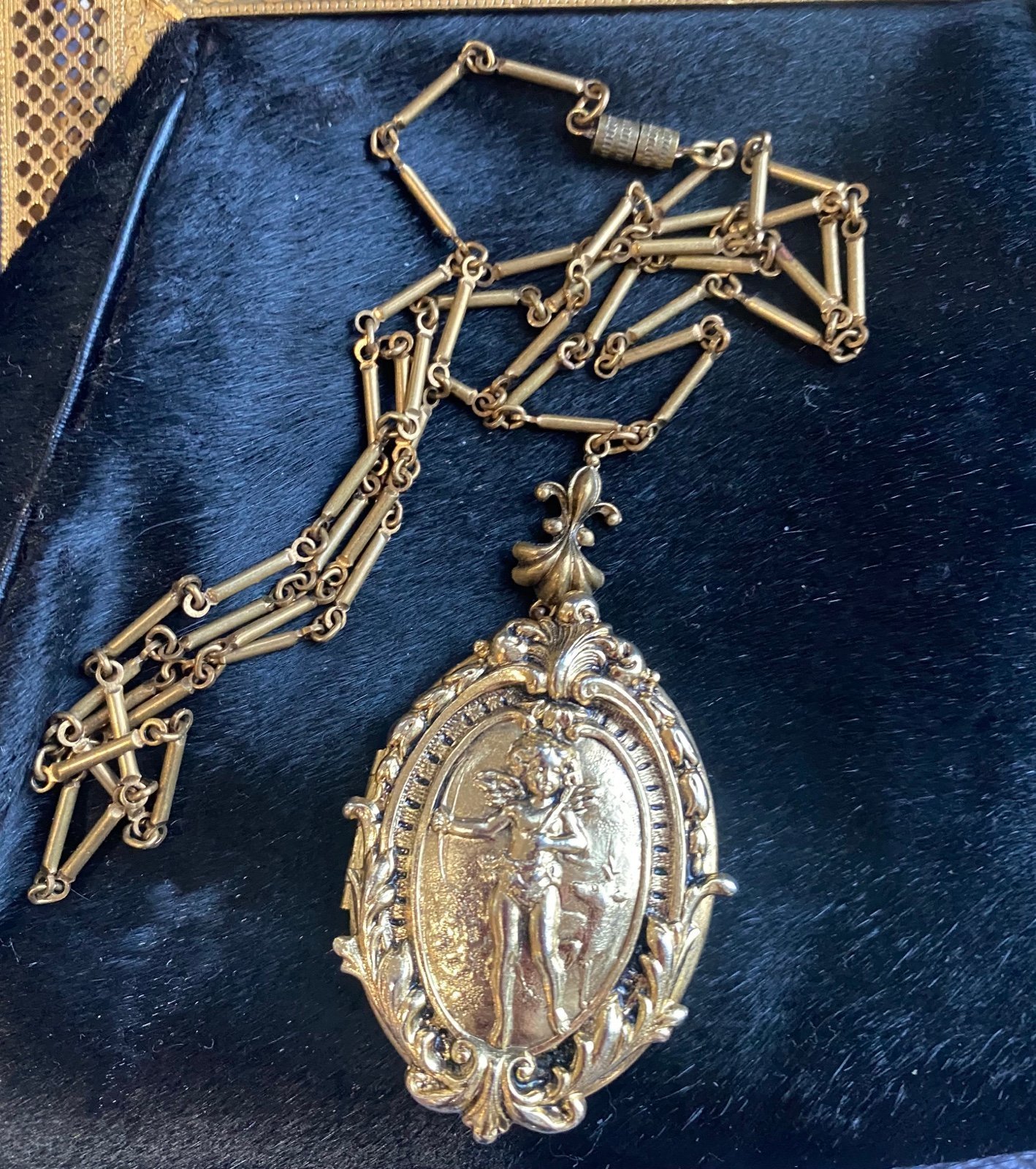 Antique lock pendant