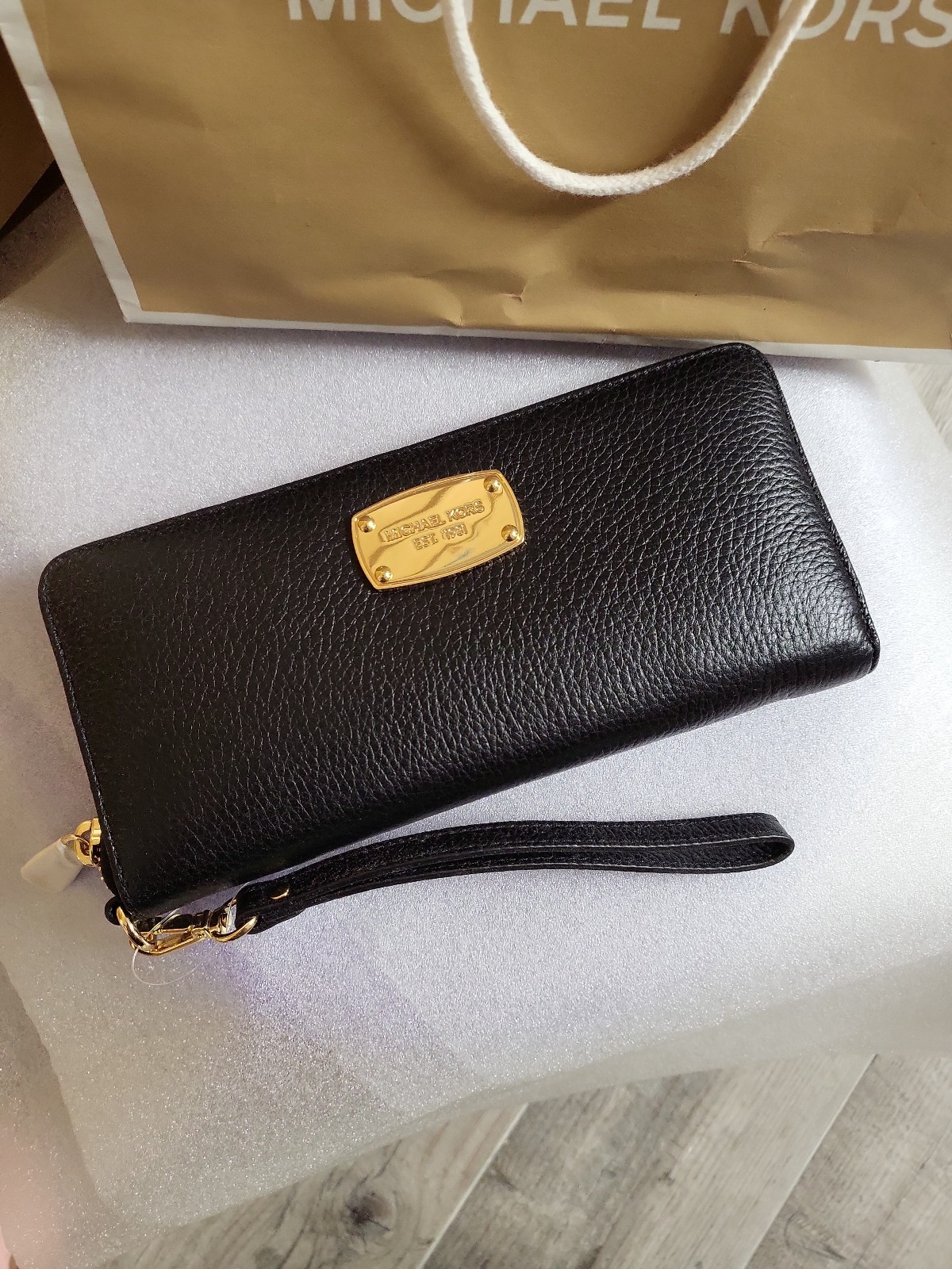 michael kors wristlet clutch
