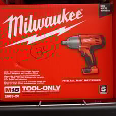 Milwaukee Milwaukee M18 18V Lithium-Ion Cordless 1/2 in. Impact Wrench W/ Fricti
