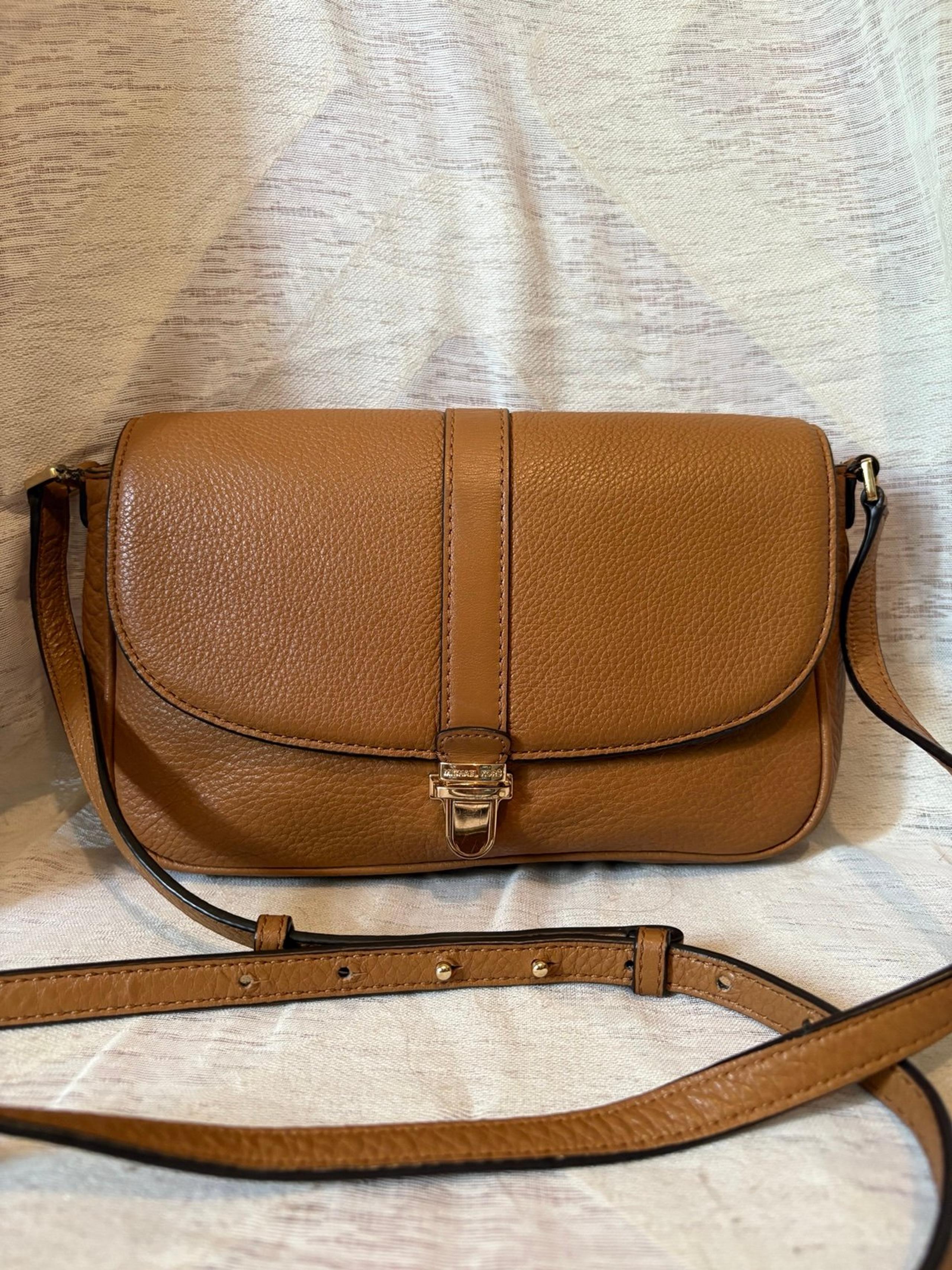 Michael Kors Charlton  Large Leather Crossbody Acorn