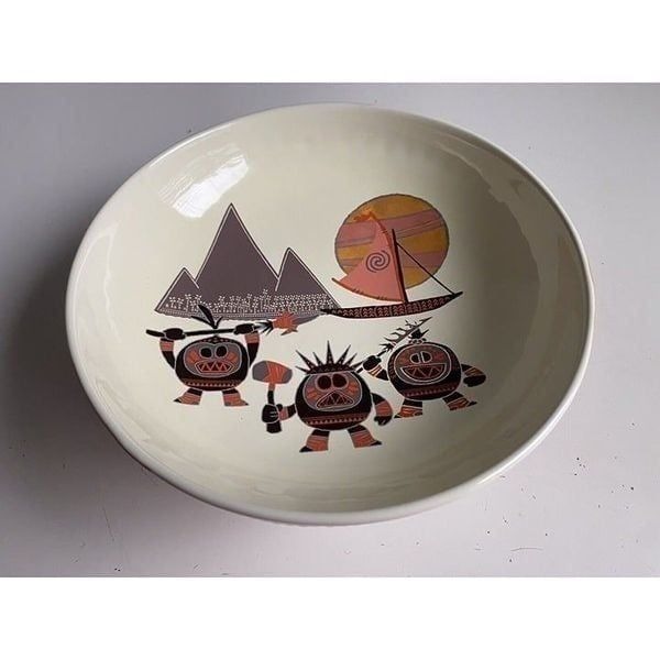 Disney Parks Moana Kakamora Ceramic Serving Bowl With Stand NEW