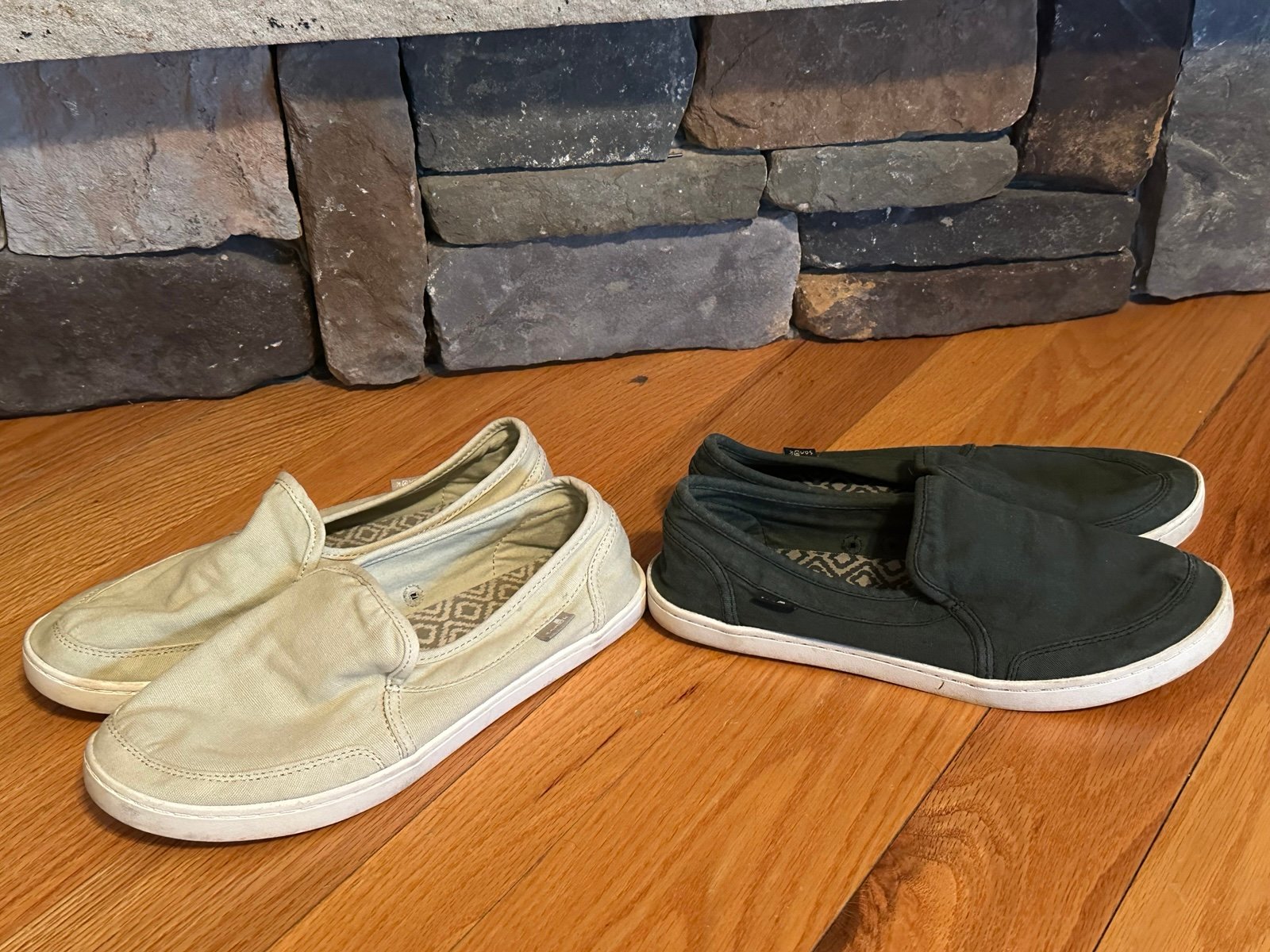 Sanuk Pair O Dice Slip On Shoes Woman's Size 6.5