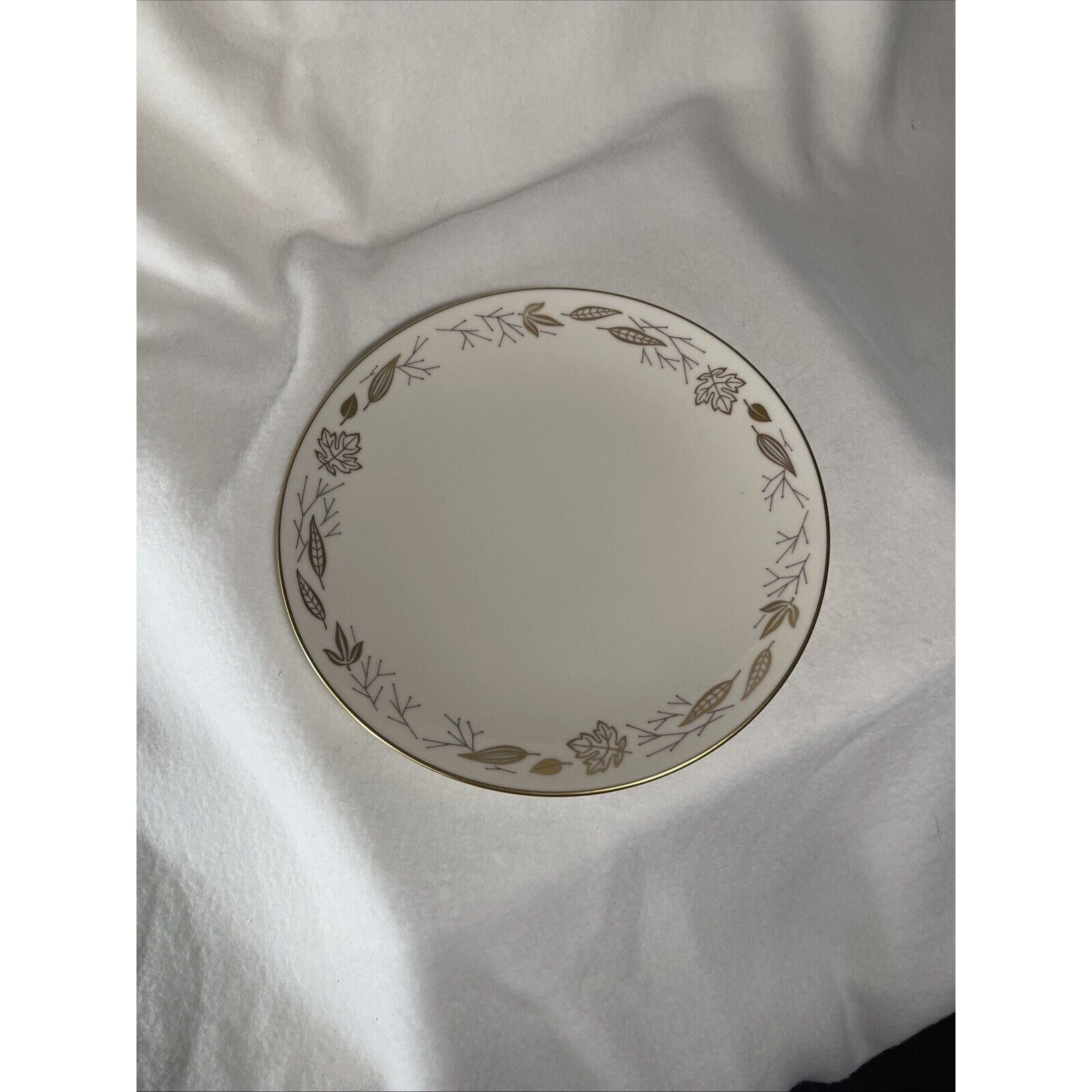 Set of 15 Franciscan Gold Leaves Salad Plates