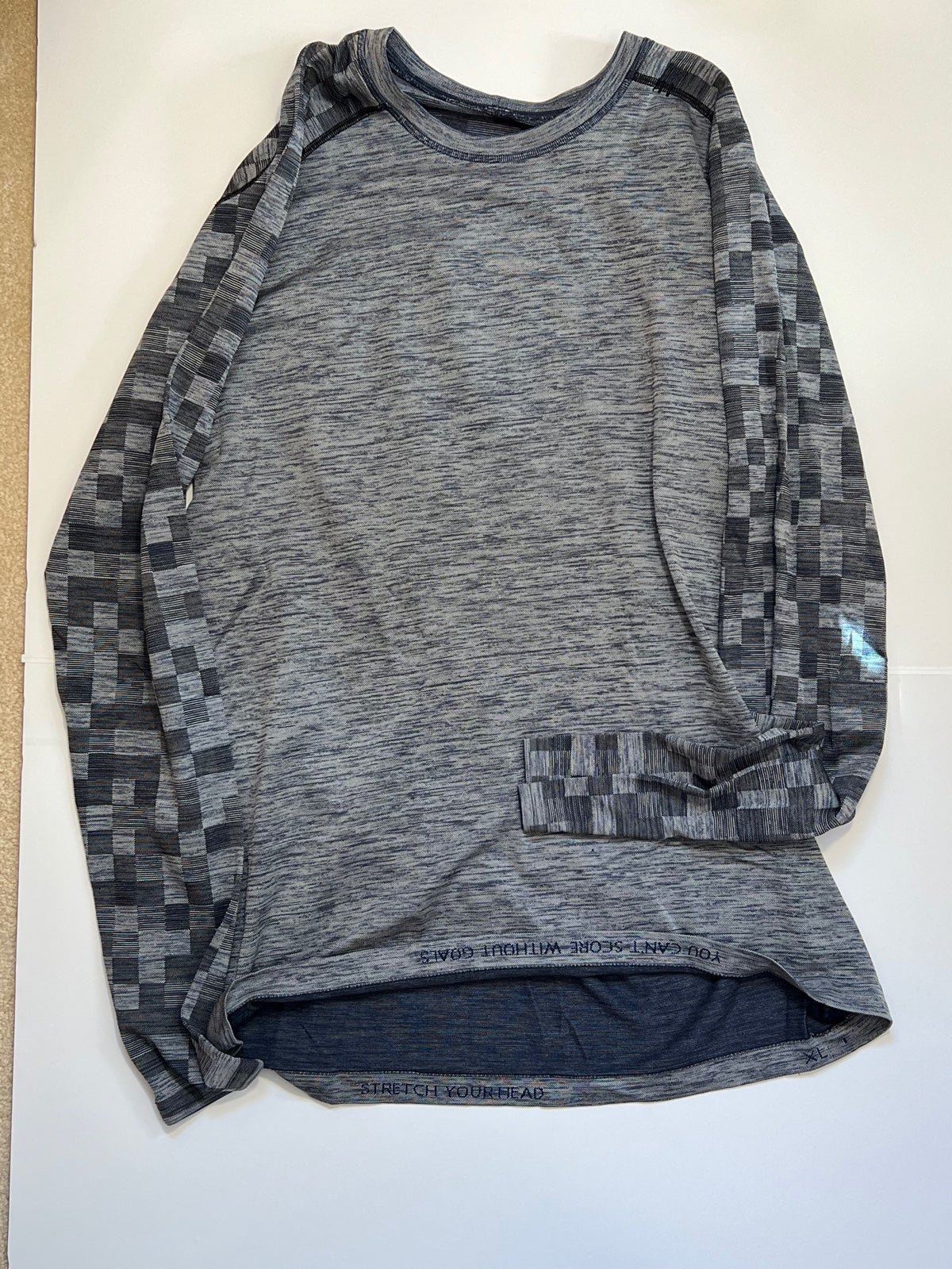 Lululemon Long Sleeve Men’s XL