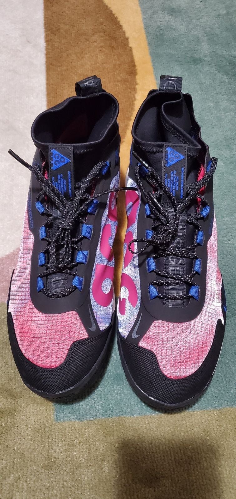 Men sneakers