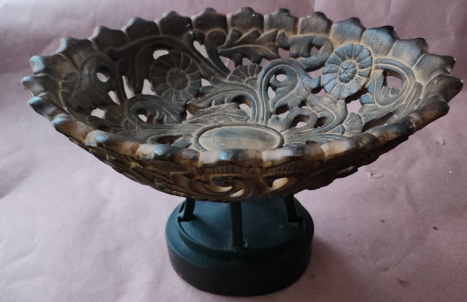 Vtg Wrought Iron Oval Pedestal Bowl Floral Table Centerpiece Dish 7.5in Tall