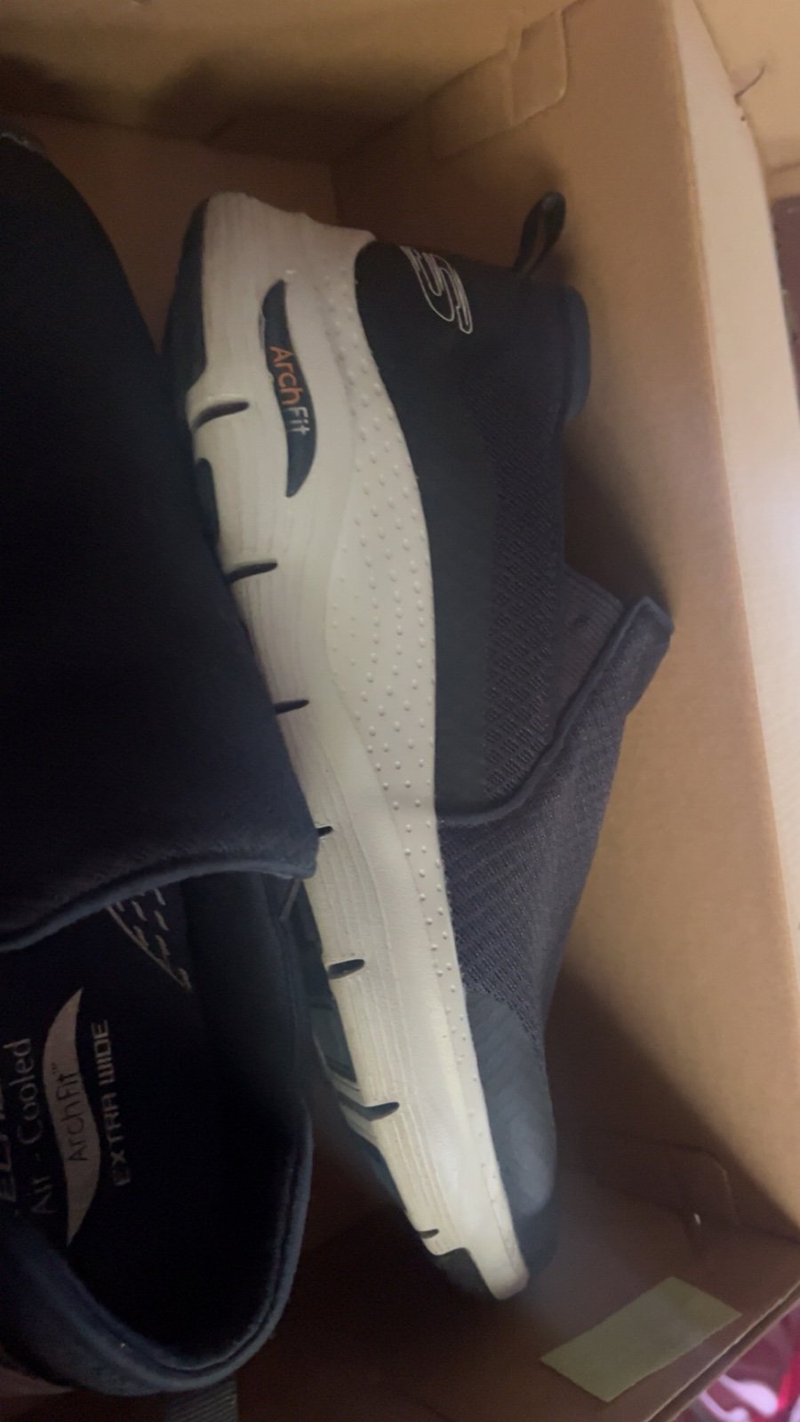 Skechers air cooled arch fit extra wide slip ons