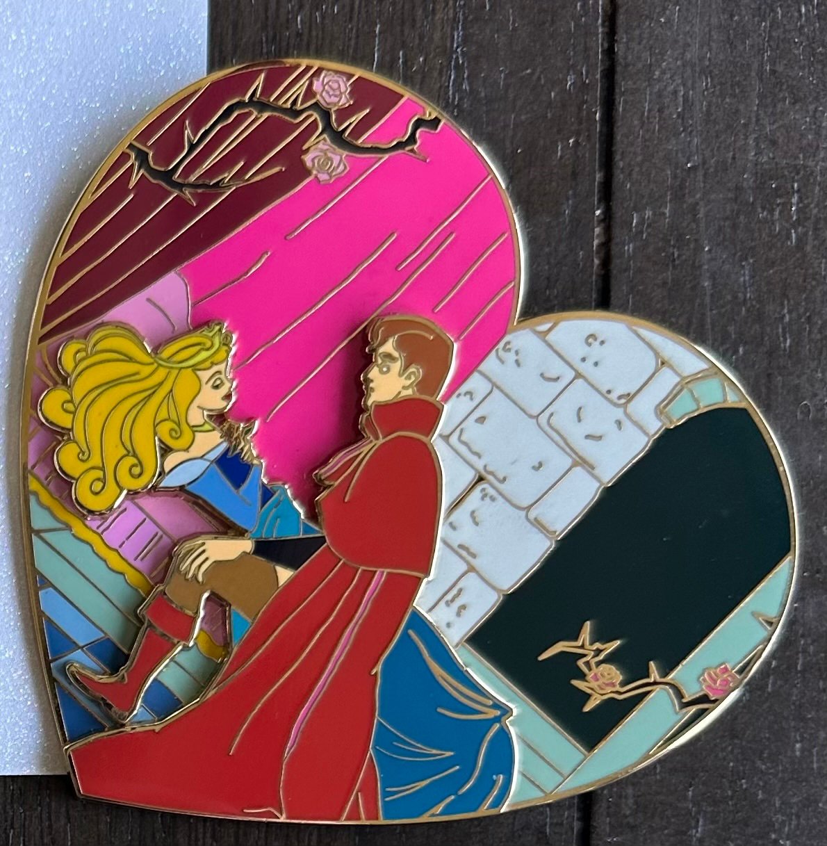 Sleeping Beauty Spell Cursed Kiss Aurora Philip Heart Fantasy Pin