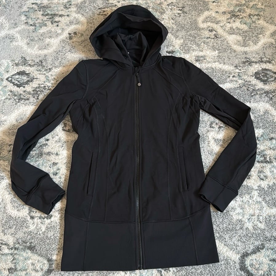 Lululemon Daily Practice Jacket in black
