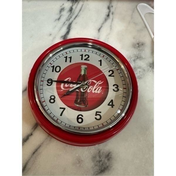 Coca-Cola Diners Style Metal Wall Clock Battery Operated Coke 9.25” RED Works!
