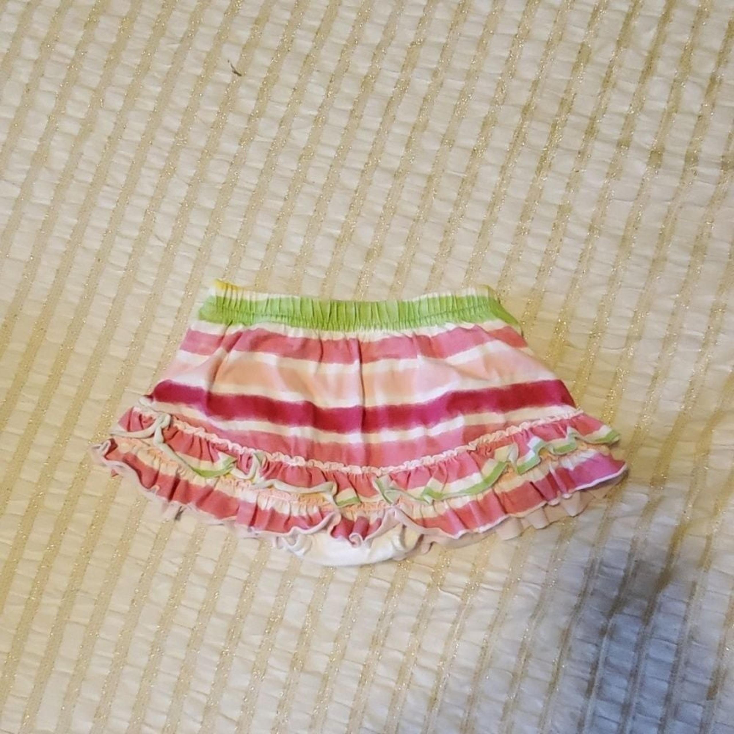 Baby skirt 6-9 months