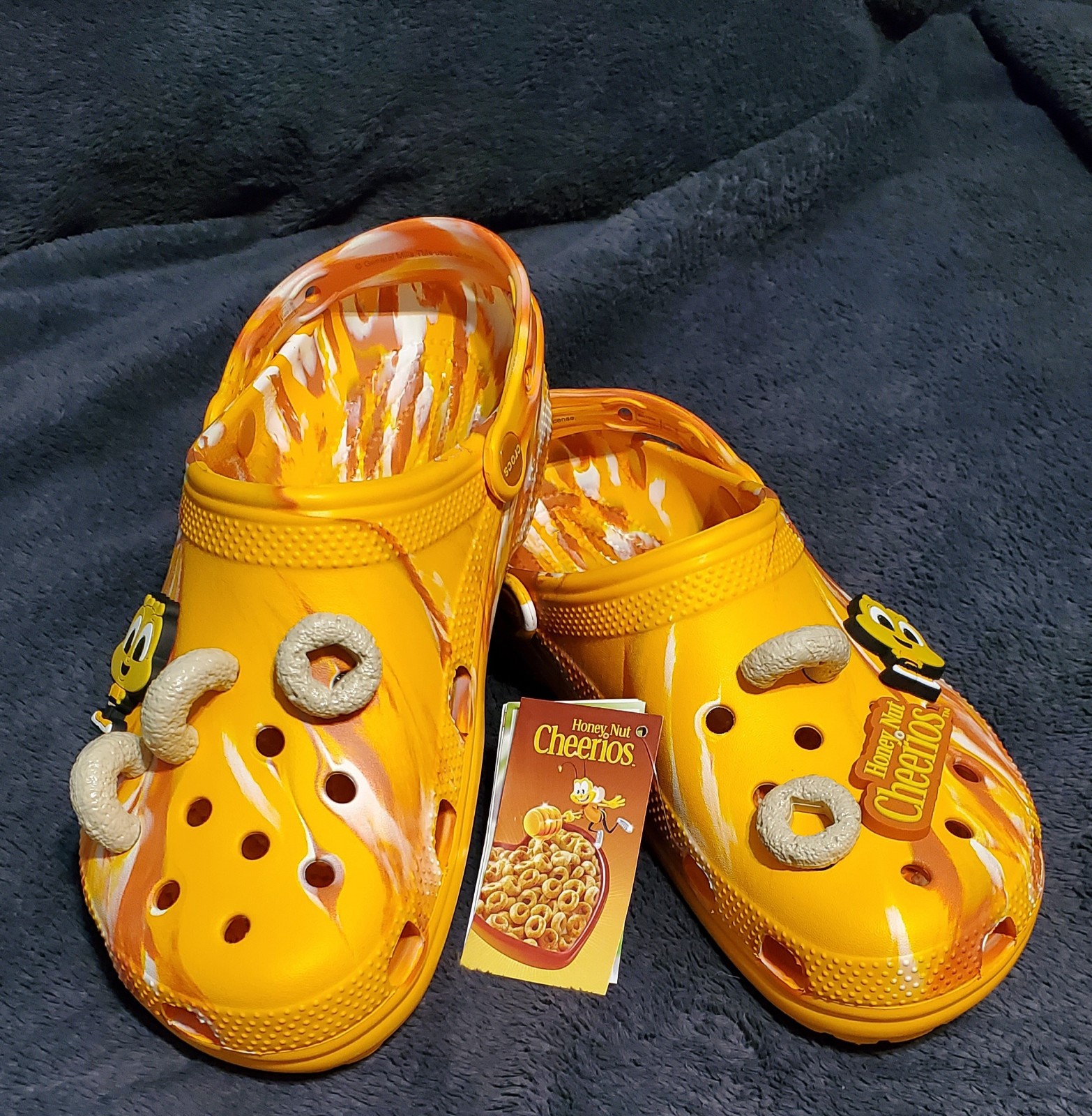 Crocs x Cereal Honey Nut Cheerios Classic Clog US Men’s 11 NEW