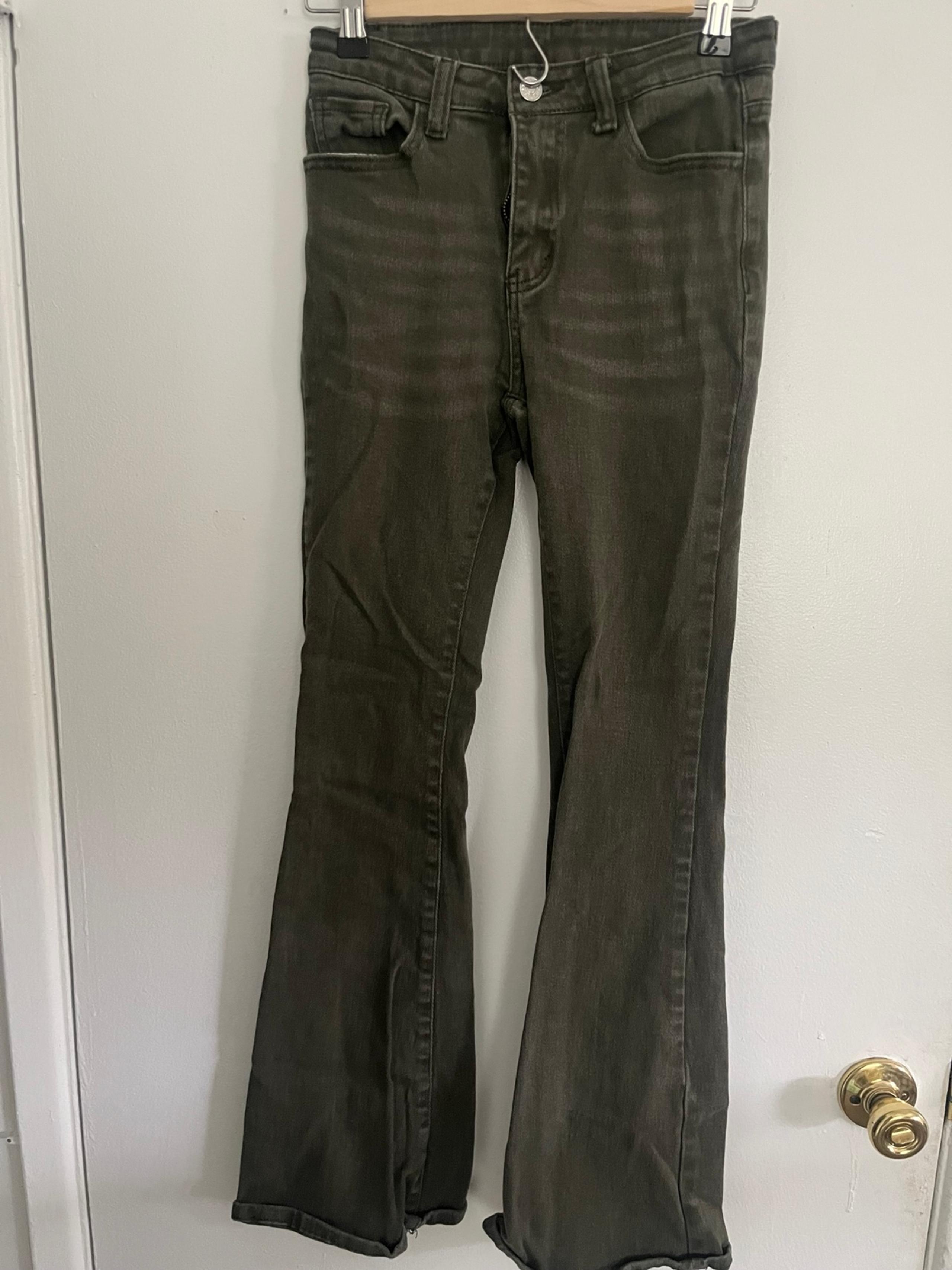 Boot cut jeans