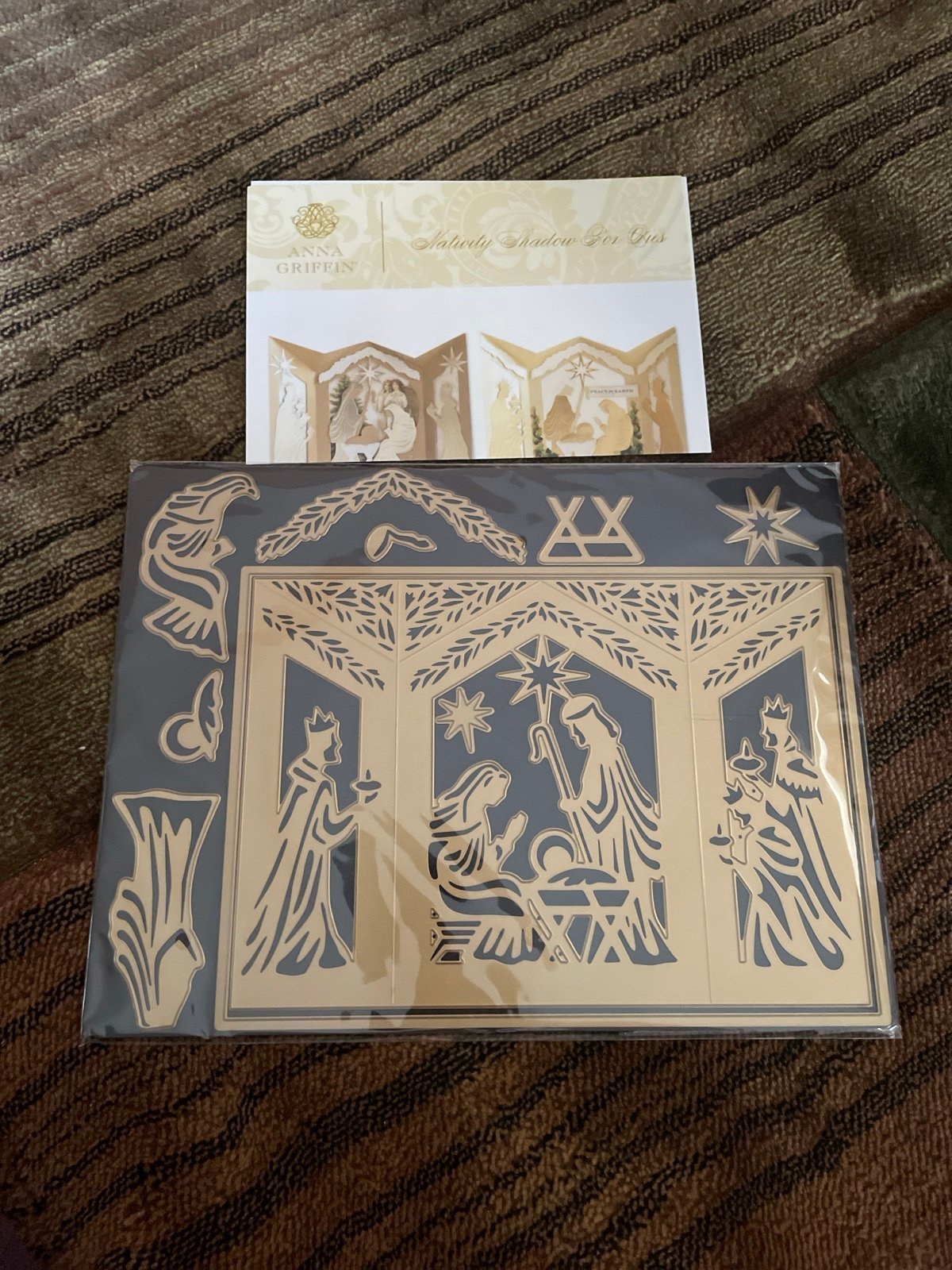 Anna Griffin Nativity Shadow Box Dies