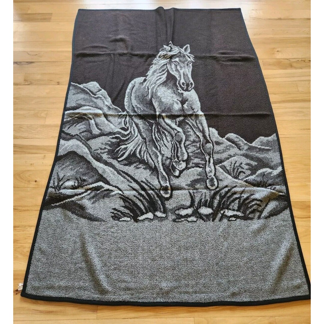 Vintage Horse Equestrian Throw Acrylic Blanket Reversible Made in Israel 79