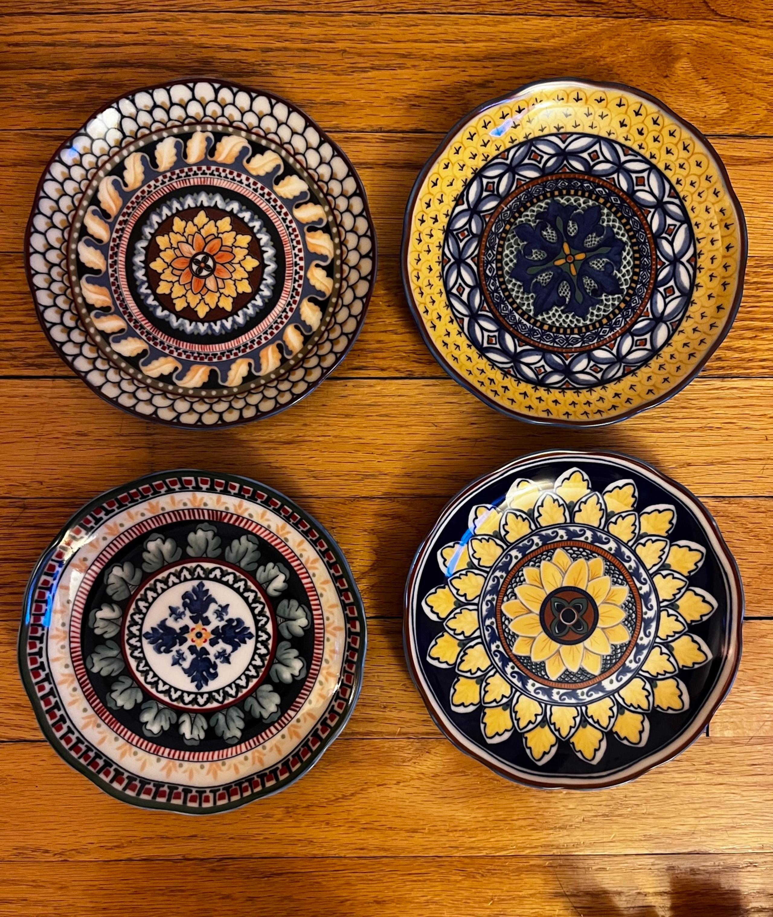 Williams Sonoma Appetizer plates