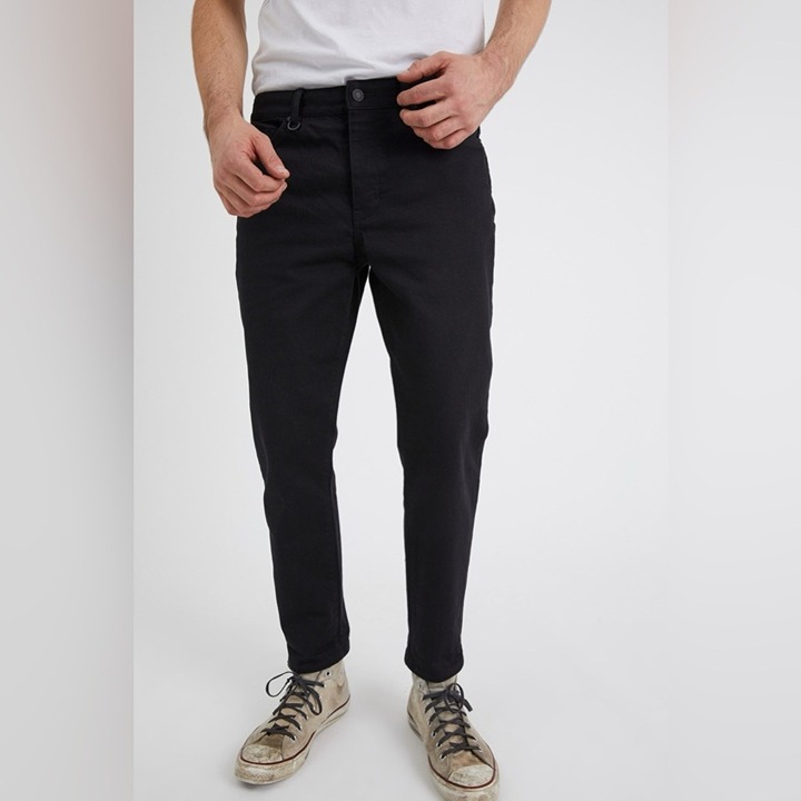 Neuw Men’s studio baggy jeans in forever black 32 x 32 European denim