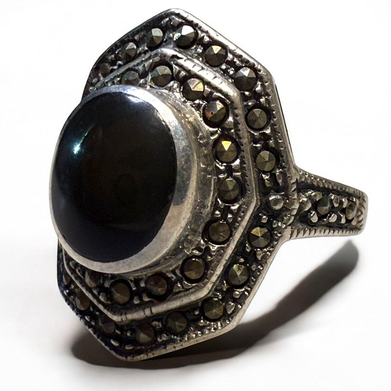 Vintage Art Deco Onyx & Marcasites Size 7 Ring