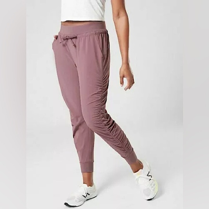 Athleta Women’s Attitude Ruched Jogger Pants in Volcanic Violet Size 8