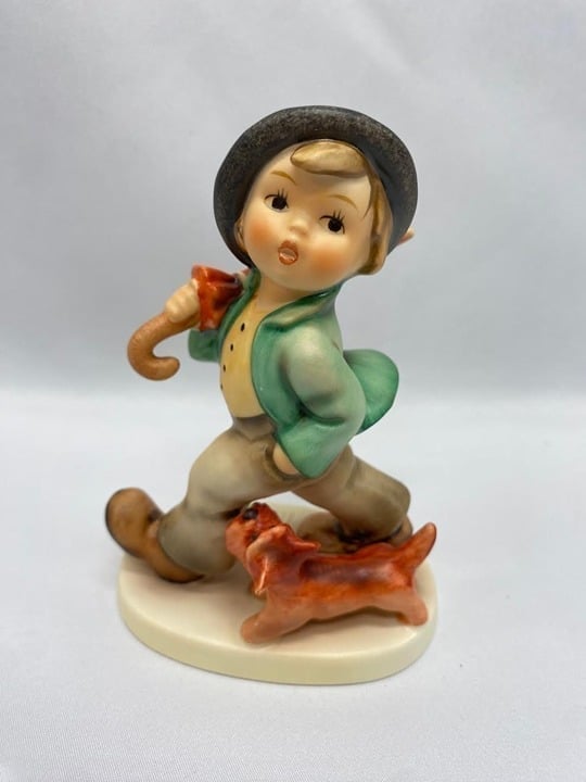 HUMMEL 1989 “Strolling Along” Hum 5 01-005-01-6 #988, TMK-6