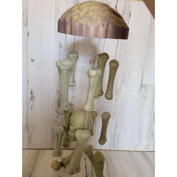 Gemmy Halloween AS IS shaking bones scary wind chime prop hanging