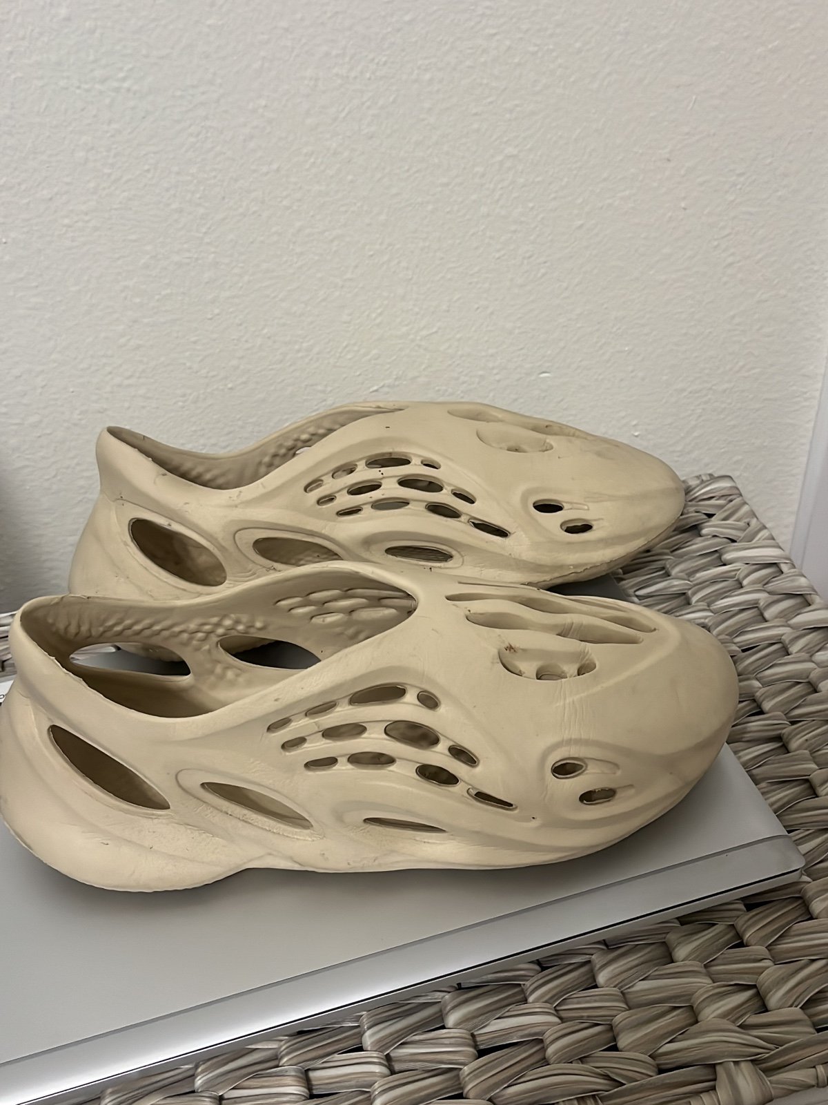 adidas Yeezy Foam RNR Desert Sand