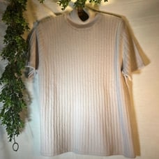 Vintage large lavender women’s short sleeve sweater top
