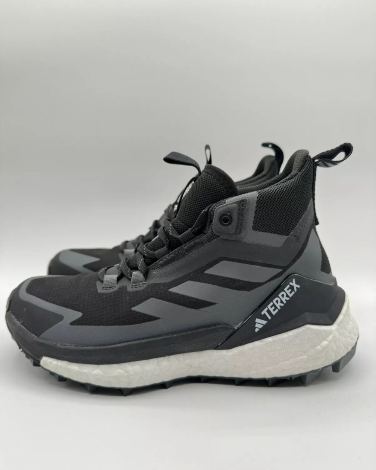 Adidas Terrex Free Hiker 2 GORE-TEX GZ3286 Men's Black Hiking Shoes US 9 WOMEN