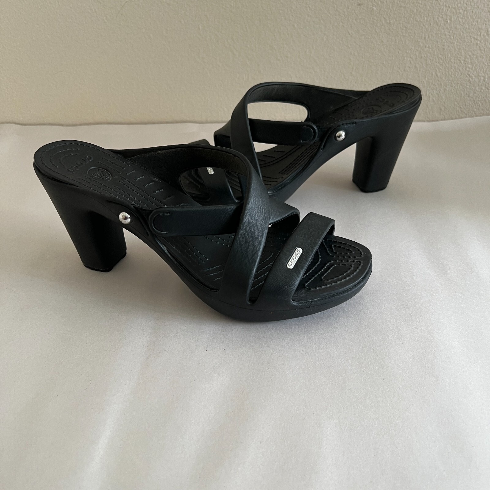 Crocs Womens Cyprus IV Open Toe Slip-on Heel Sandals Womens Sz 9 Strappy 14558