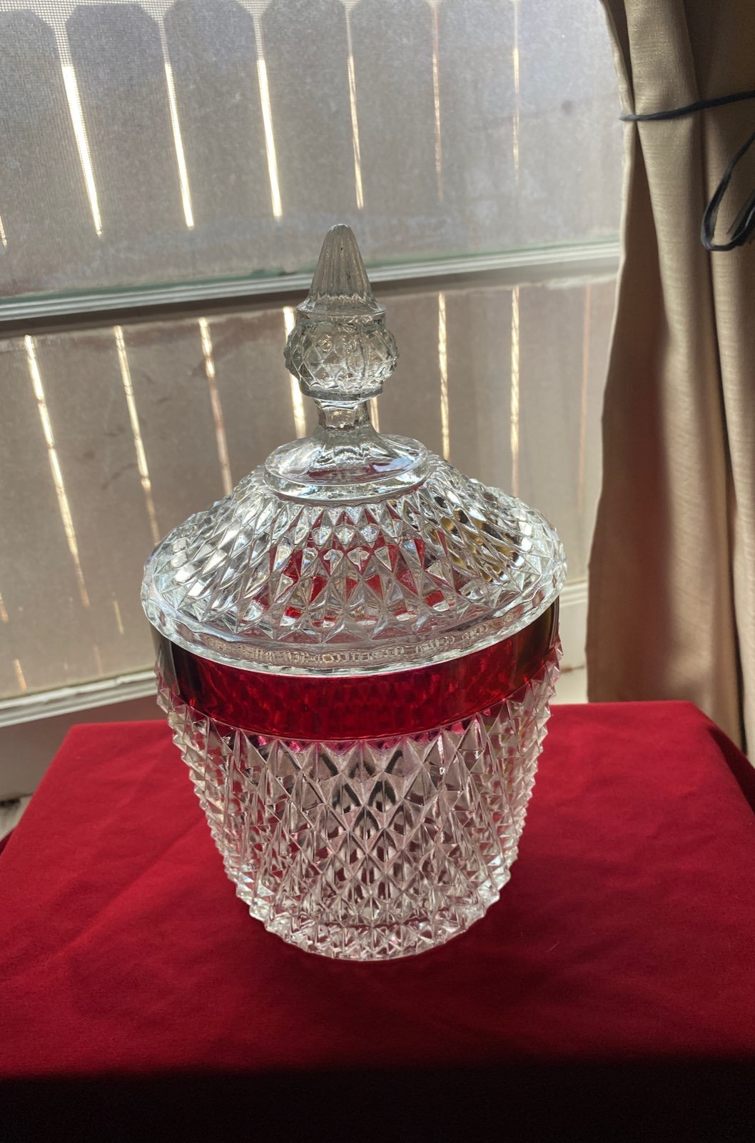 Ice Bucket With Lid