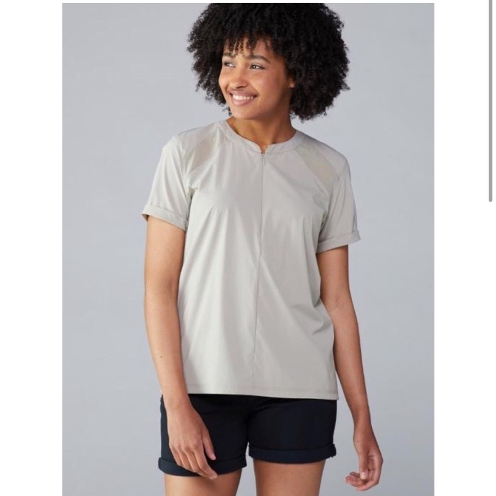 INDYGENA Lomo Roll Tab Short Sleeve Partial Zip Hiking Pullover Top Gray Thunder