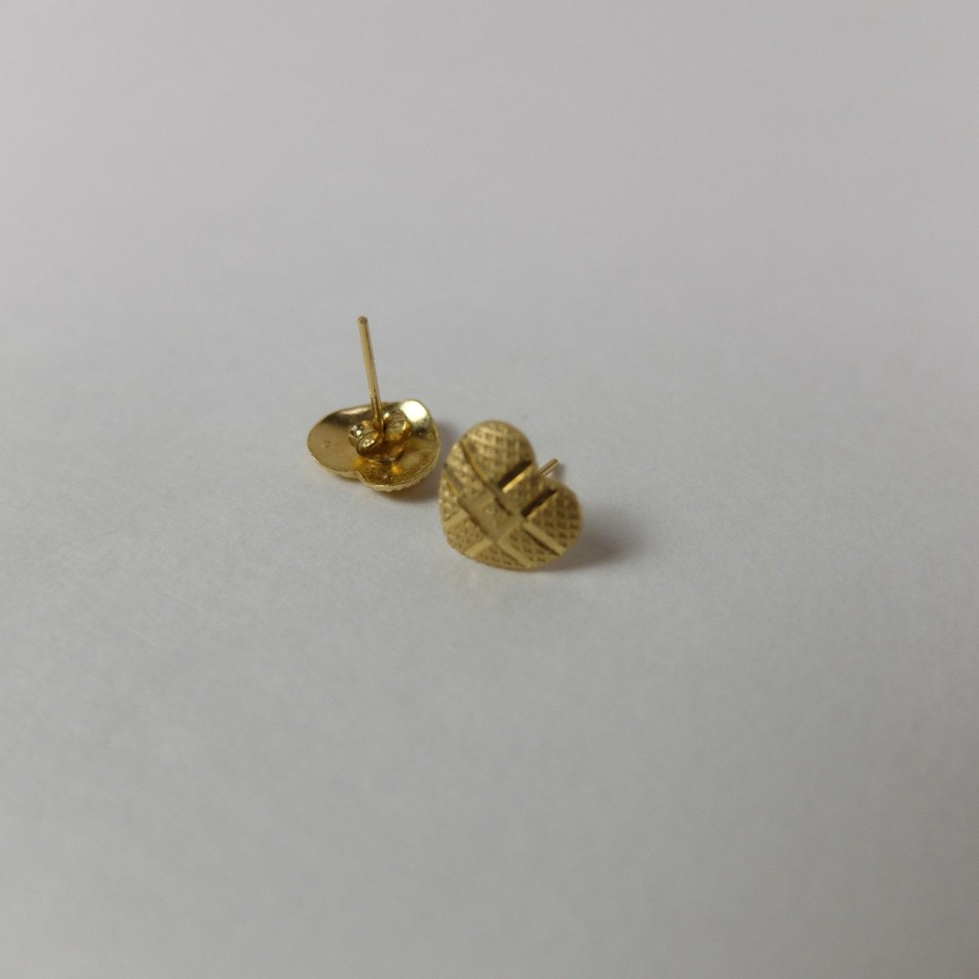 Malabar Gold & Diamonds Dubai Kerala India Heart 18K Earrings