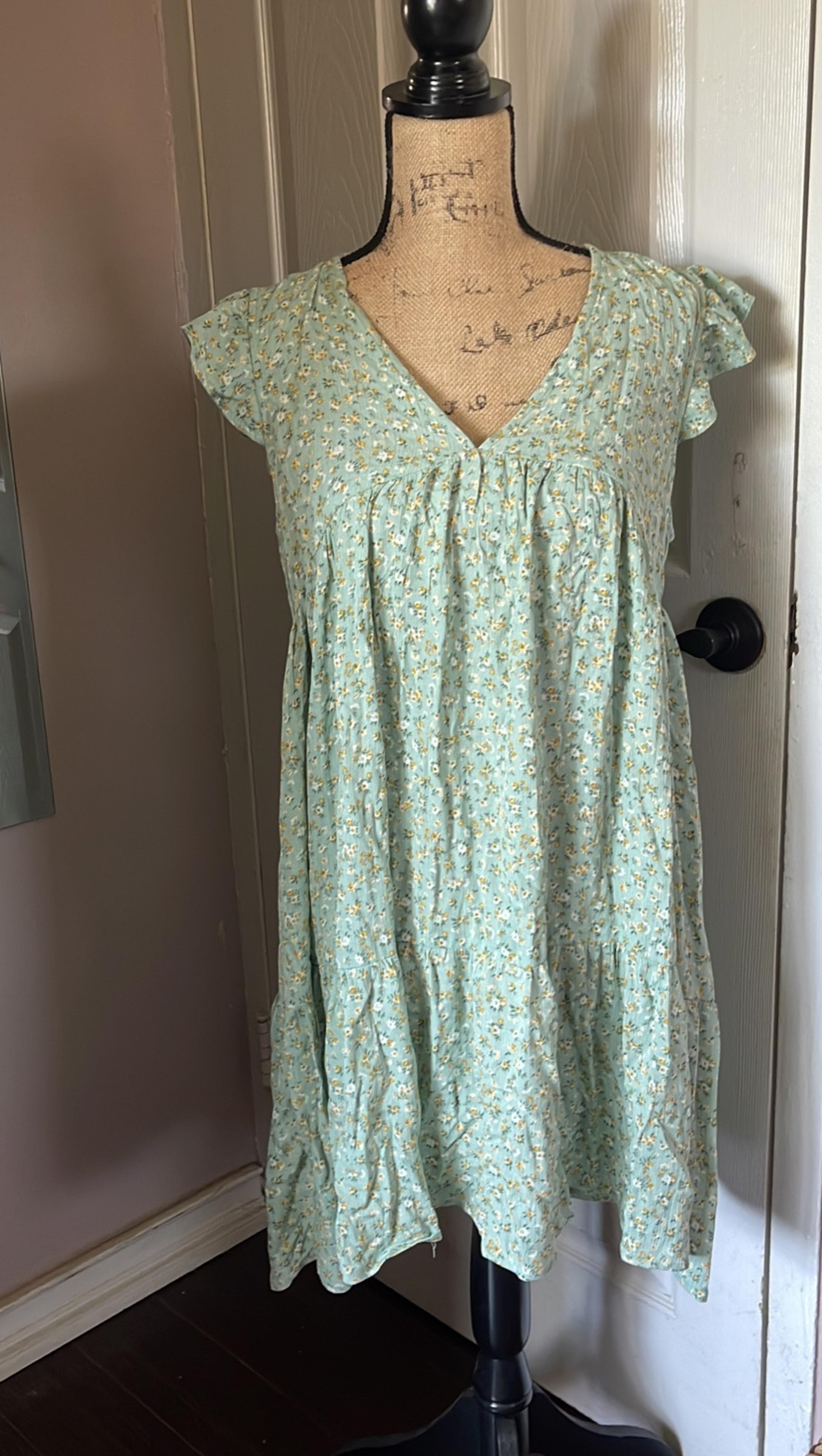 Gilli floral dress