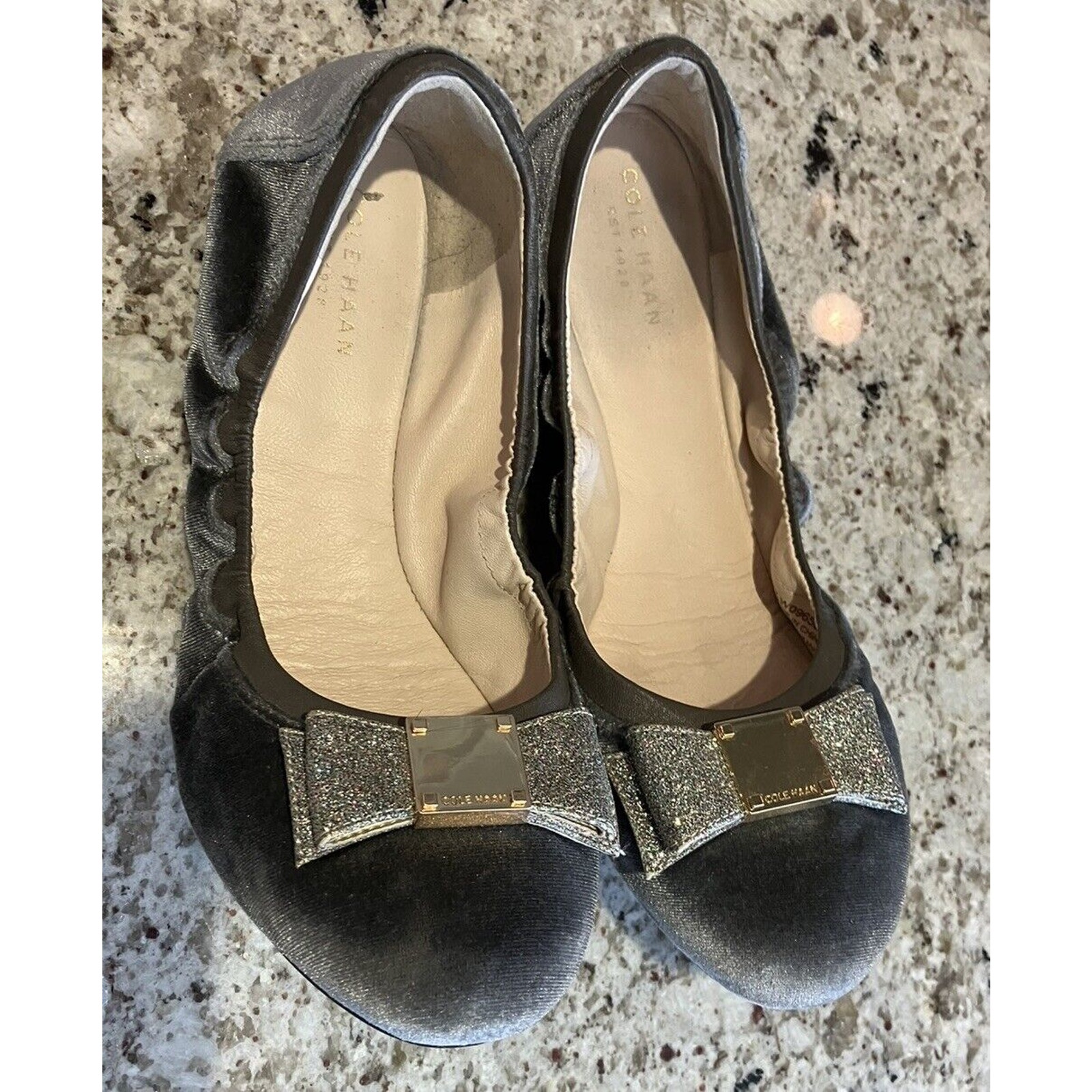 COLE HAAN Grand .OS Women's Tali Velvet Ballet Flats Shoes Size 8.5 B