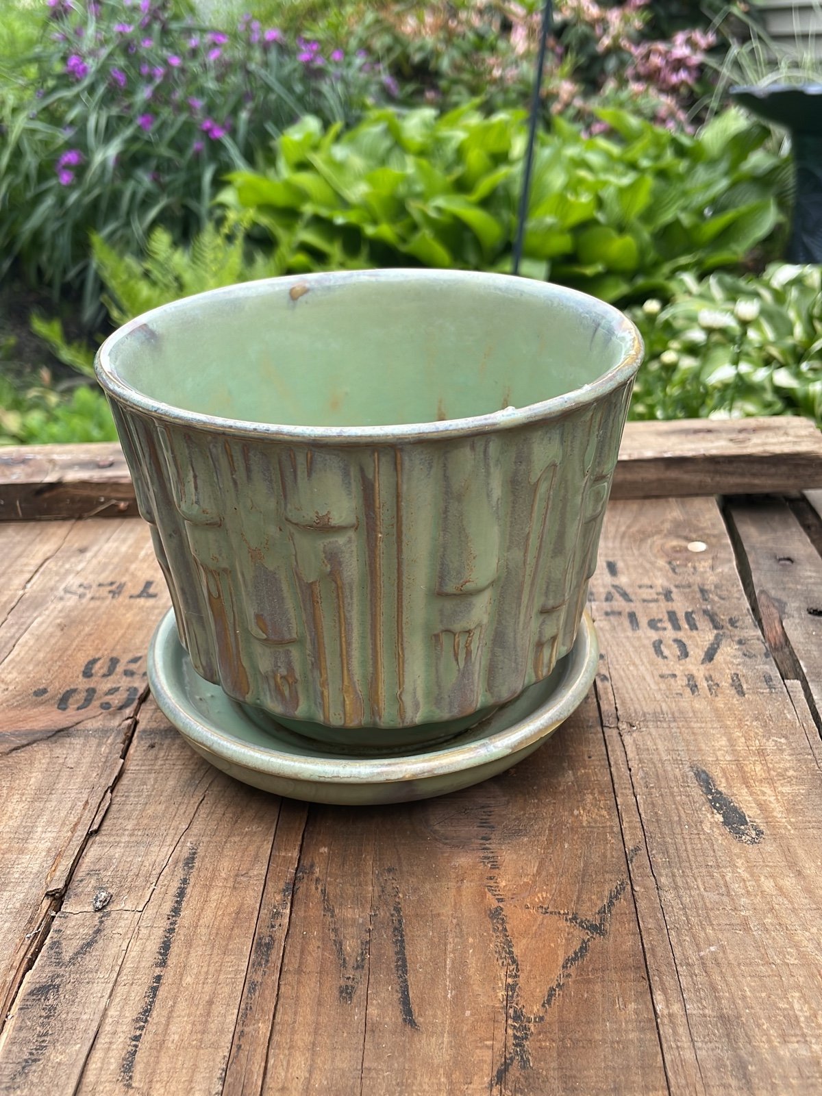 VINTAGE MC COY FLOWER POT