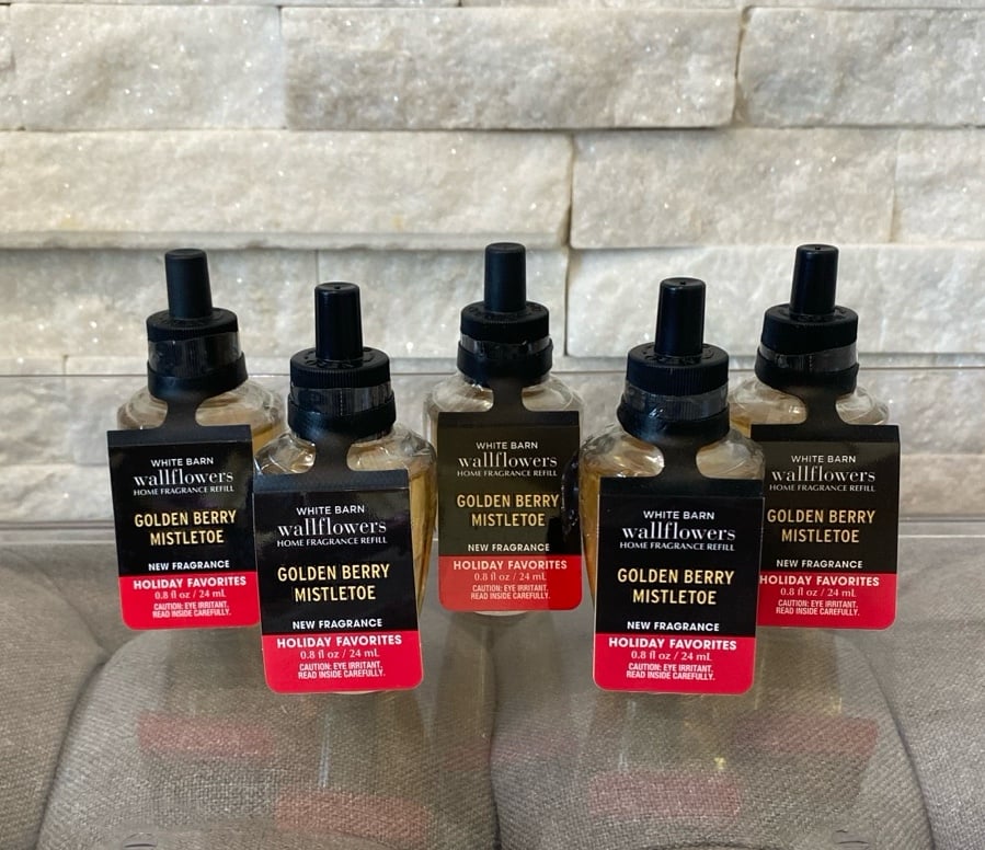 Bath & Body Works Golden Berry Mistletoe Wallflower Refill X5 Bundle
