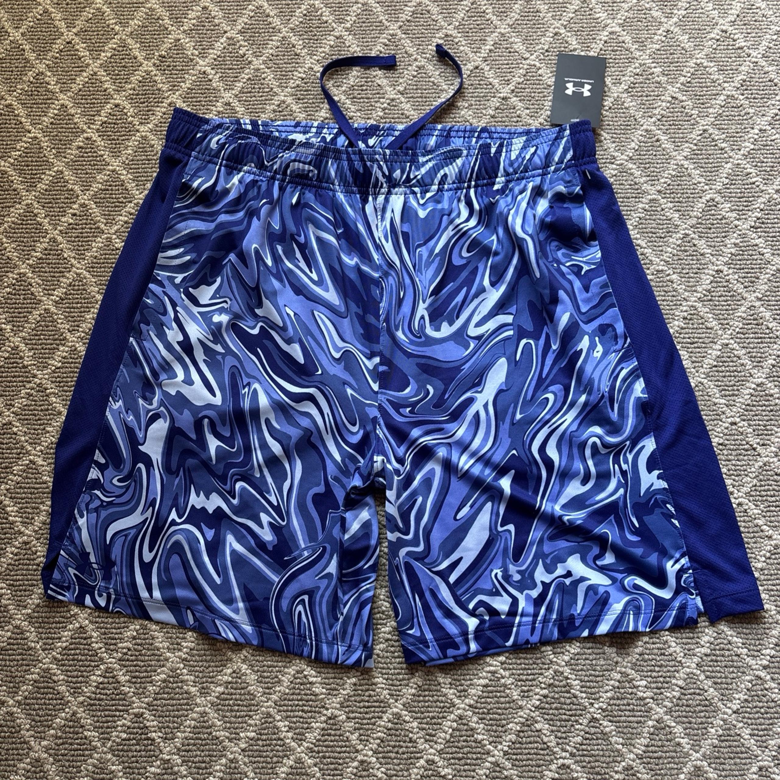 NEW Mens XL Under Armour Shorts Blue Pockets Athletic Training Workout NWT