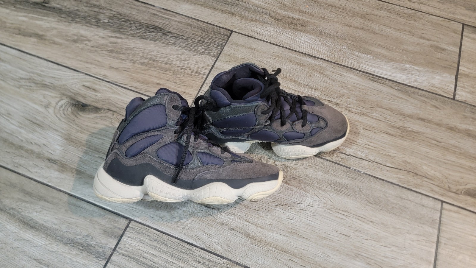 Yeezy Adidas 500 High in Slate size 4 youth boys male gray