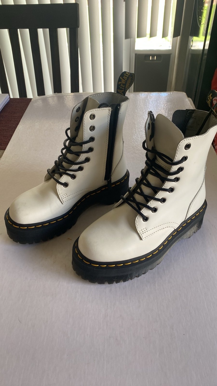 Dr. Martens Women’s White Leather Jadon Boots Size 6 US