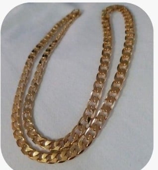 cuban link chain 14k used. Necklace 18-28 good condition