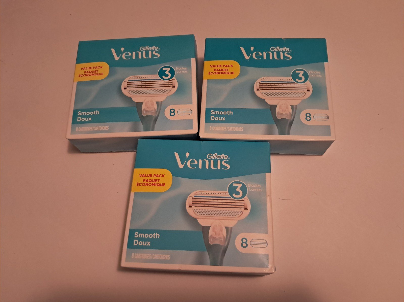 Gillette Venus Smooth 8 Pack Razor Blade Cartridge Refil bundle of 3 boxes- New