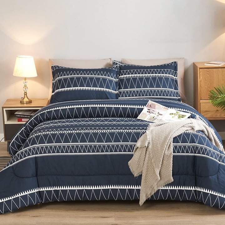 Lightweight Microfiber Down Alternative Comforter Bed Set-3 Pieces