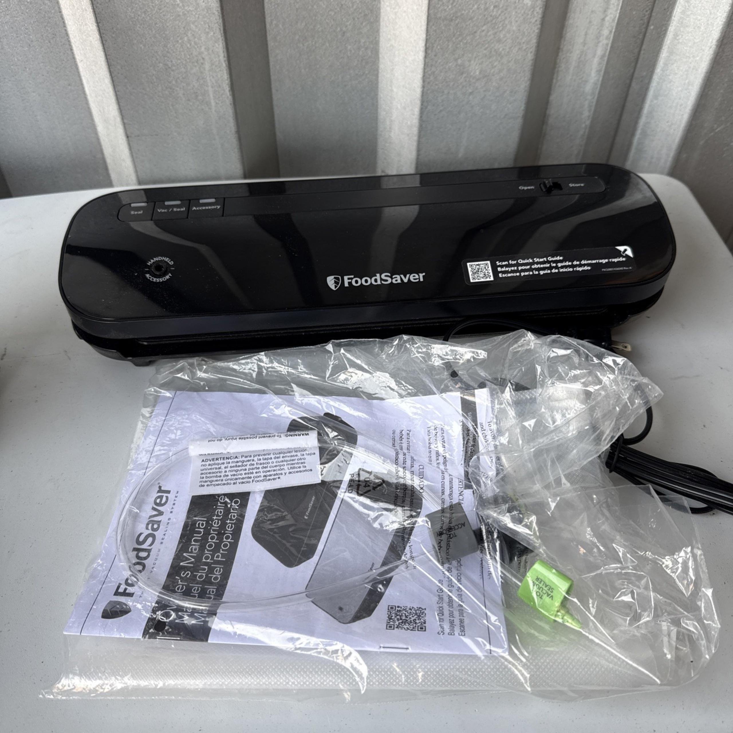 FoodSaver Space-Saving Vacuum Sealer VS1210