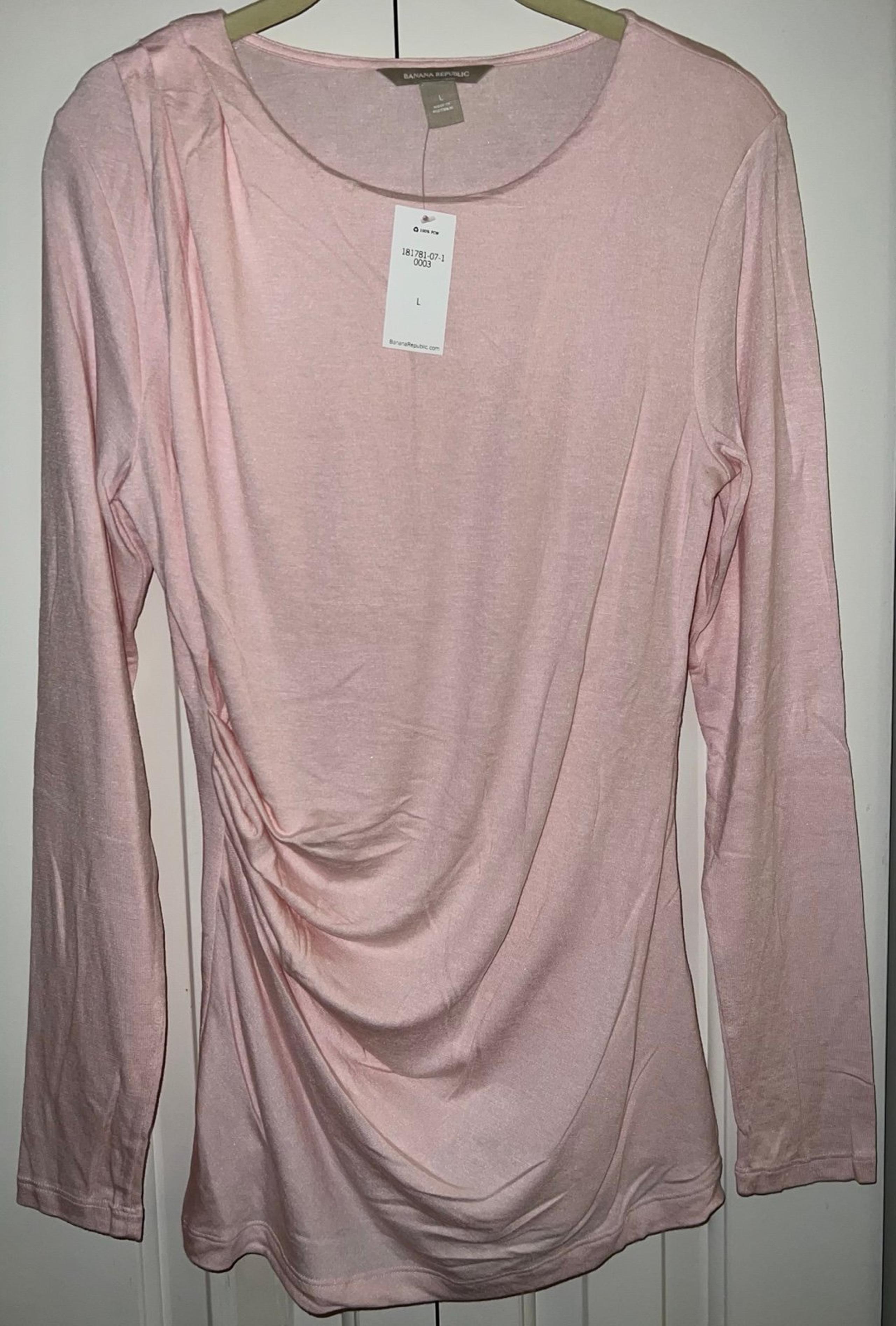 Banana Republic pale pink long sleeve knit top with bunching Size Large